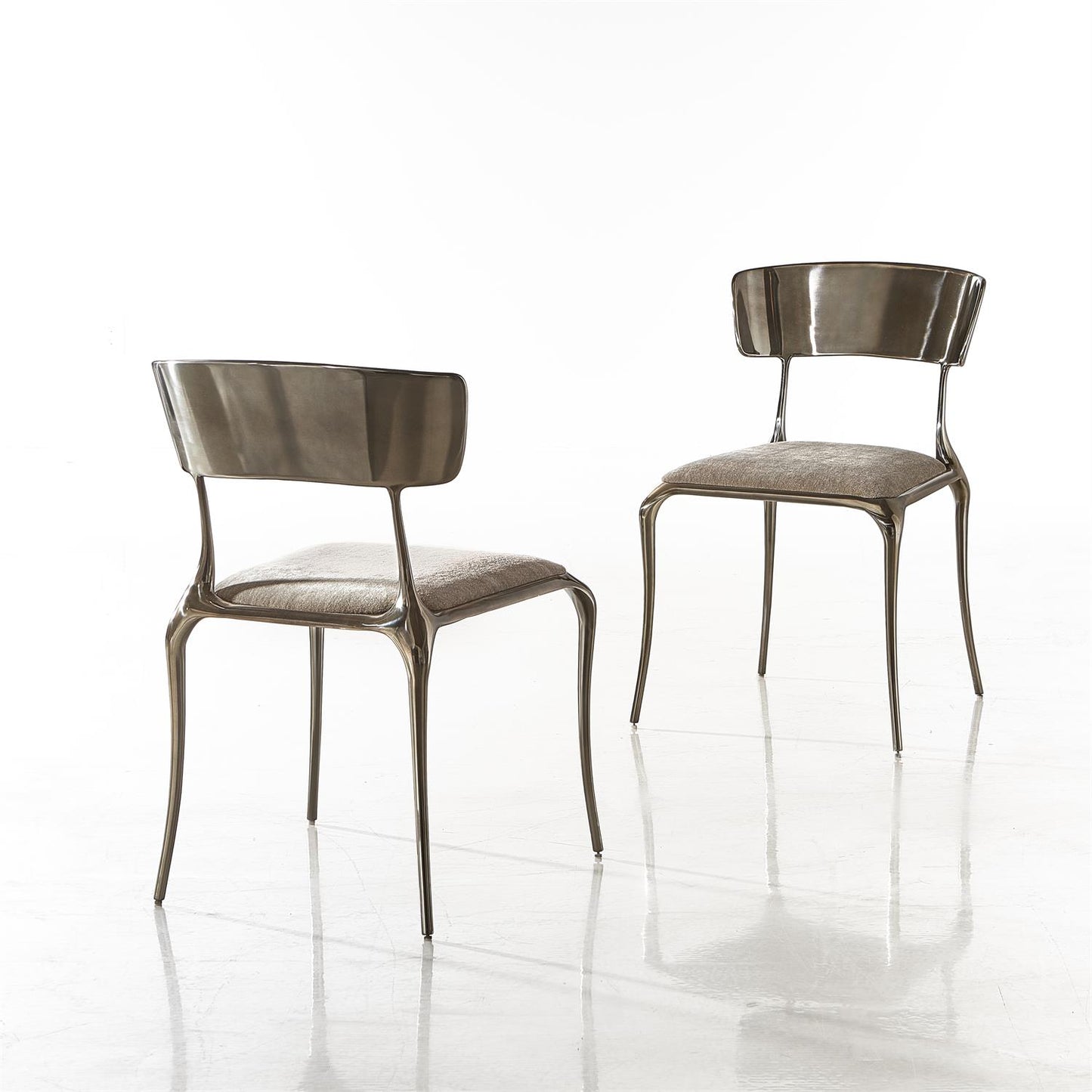 Pravo Side Chair