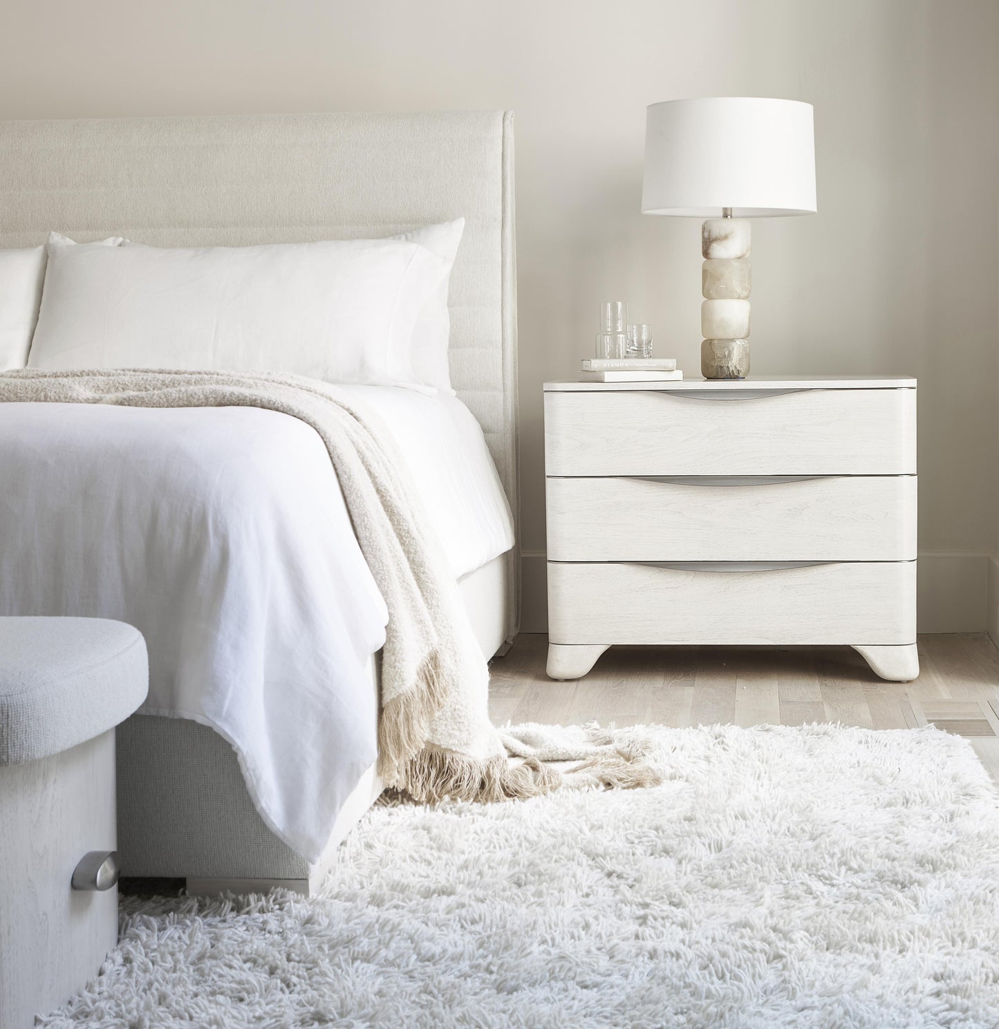 Sereno Nightstand