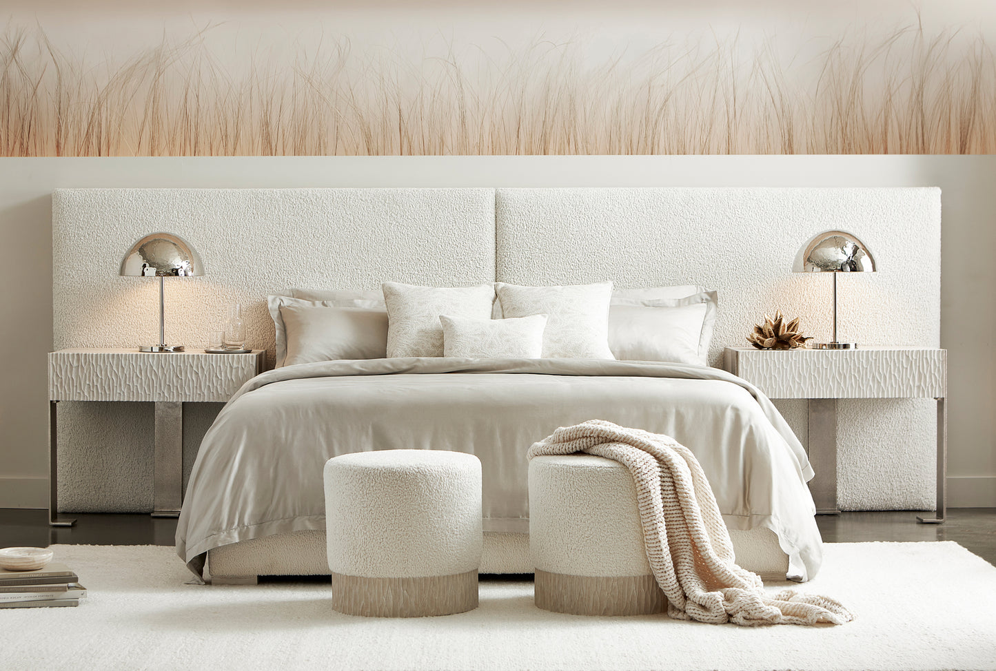 Solaria Panel King Bed