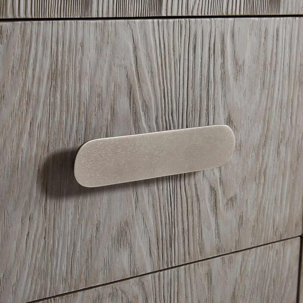 Trianon Dresser
