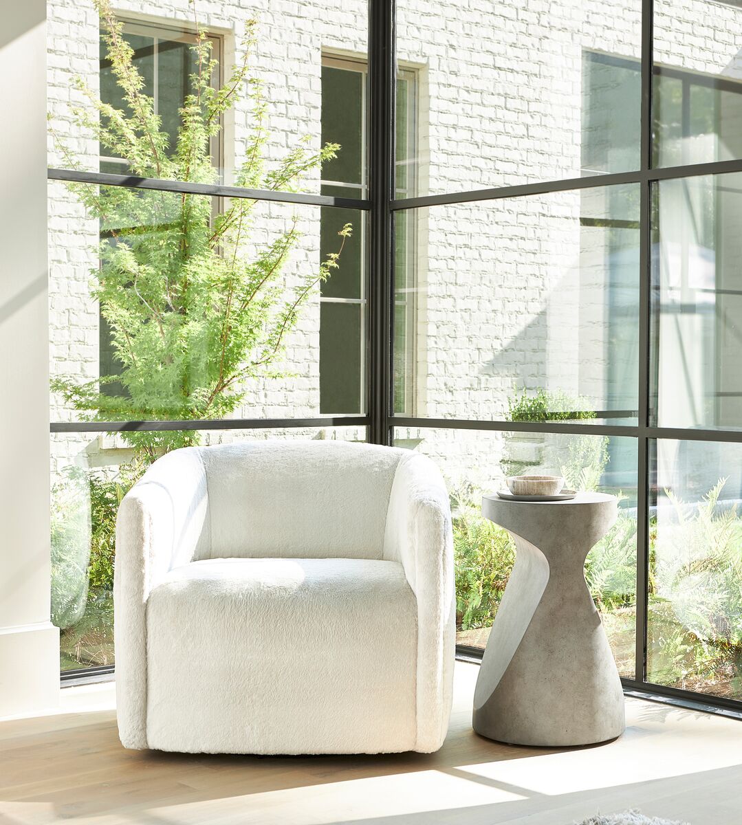 Sereno Accent Table