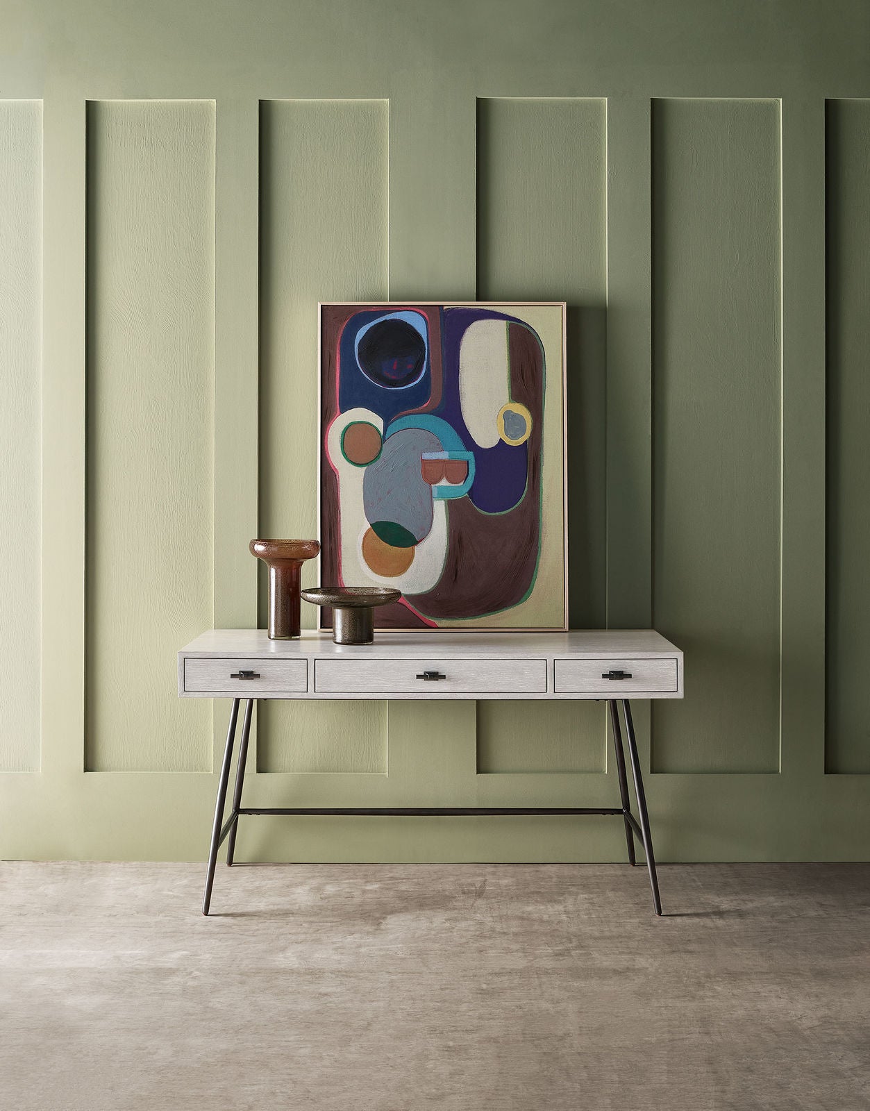 Saatchi Desk