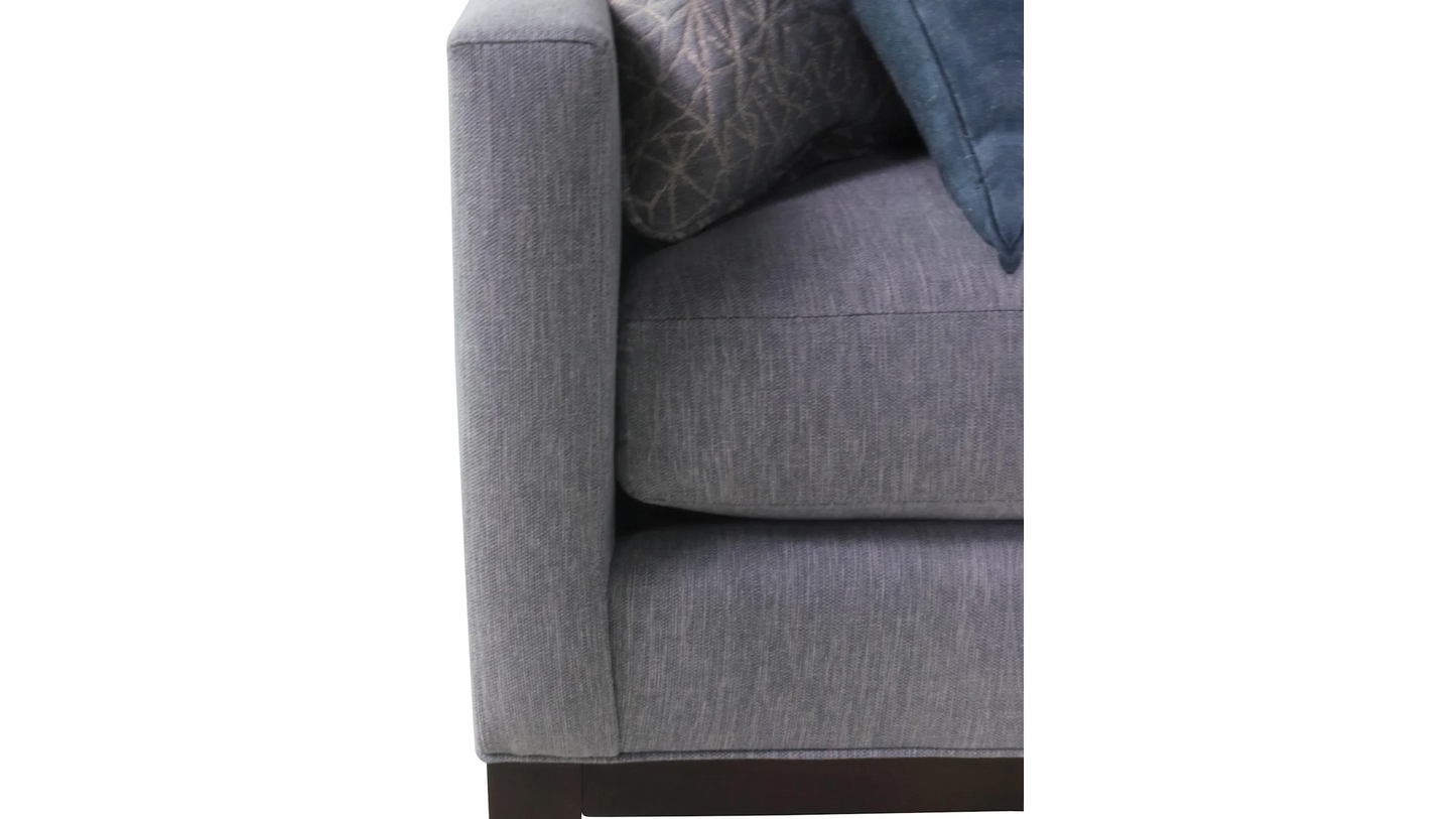 Jude Right Chaise Sectional