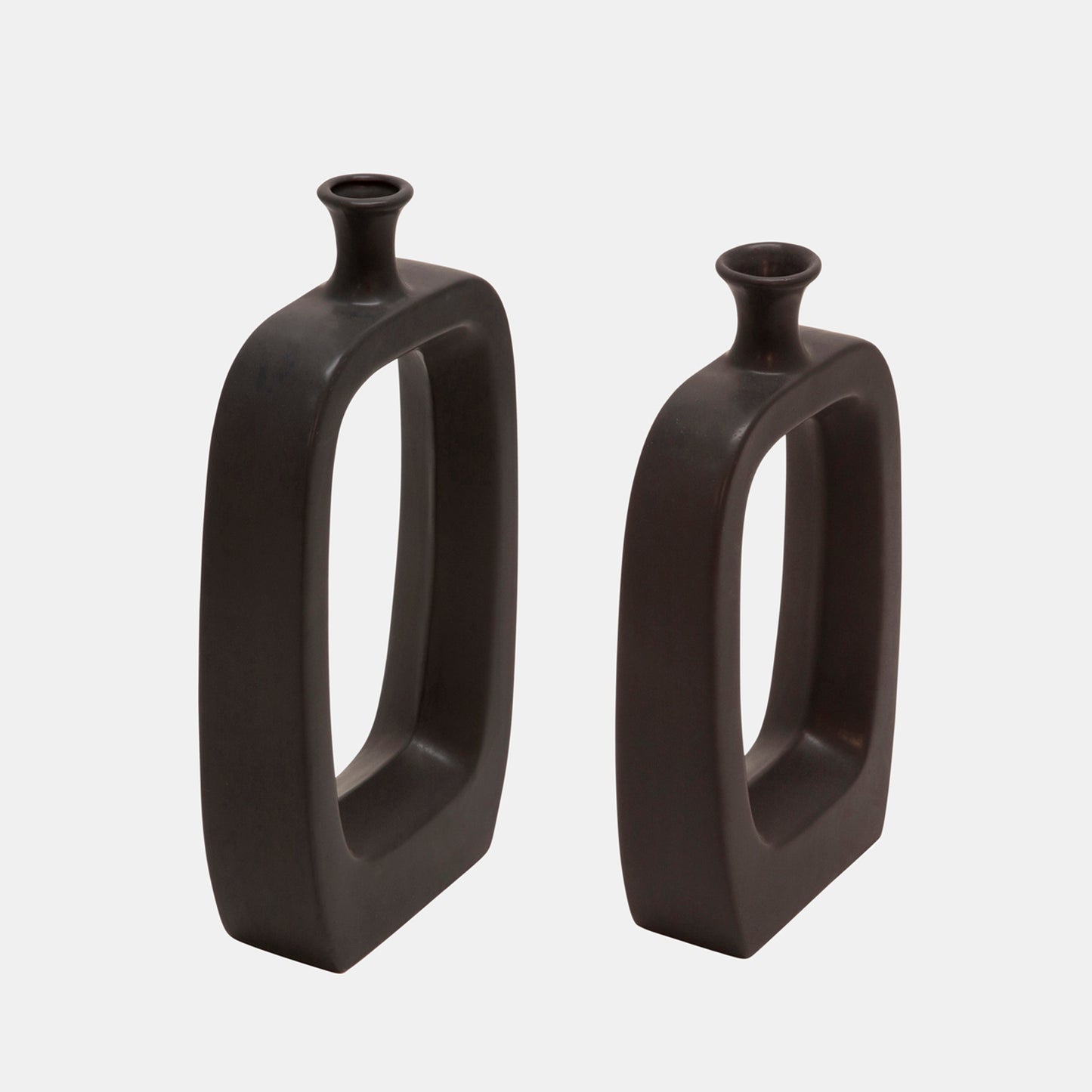 Cer, 18" Vase W/cutout, Black