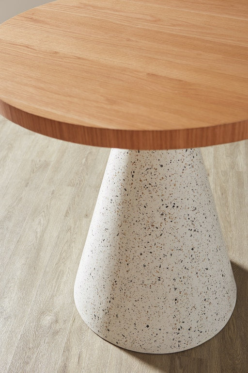 Bobby Berk - Arne pub table