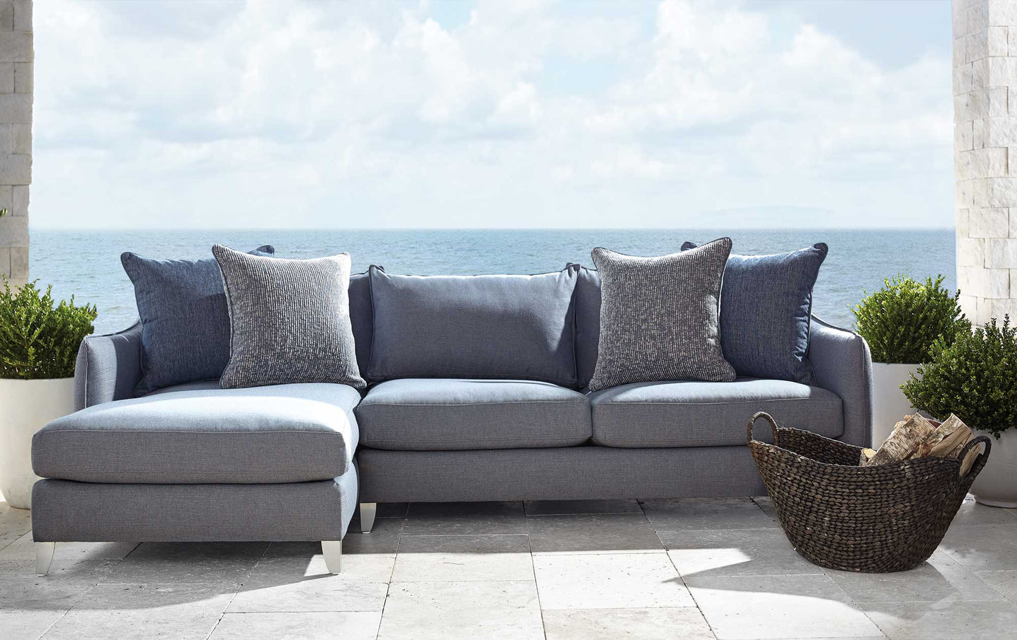 Monterey Sectional sofa